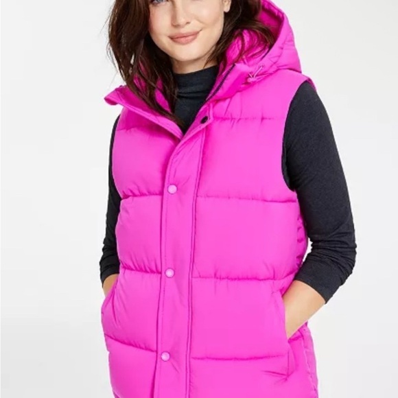 BCBGeneration Bright Pink Hooded Vest NWOT MEDIUM - Picture 1 of 2